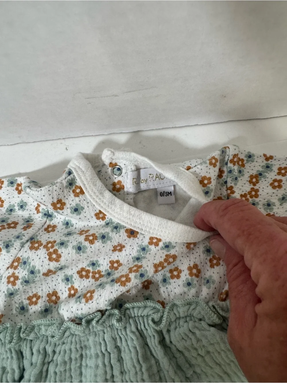 Infant 3-Pack Bodysuit & Dress Outfits in Green, White & Pink Floral